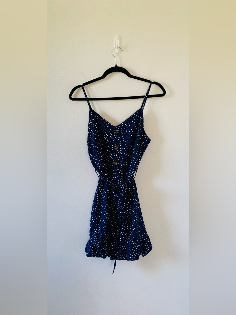 NWOT Navy Blue Polka Dot Cami Romper Ruffle Hem Size M Nautical Preppy Coquette
